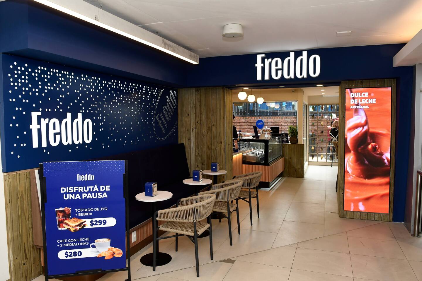 Freddo Tres Cruces.jpg