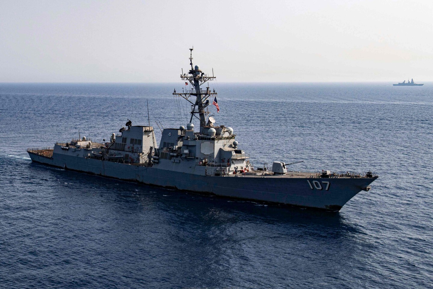 Destructor de misiles guiados USS Gravely, clase Arleigh Burke. EE.UU. está desplegando tres buques de guerra frente a las costas de Venezuela.