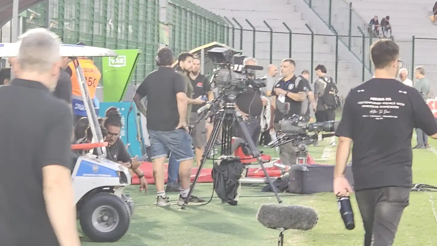 Televisación de un partido en el Campus Municipal de Maldonado.