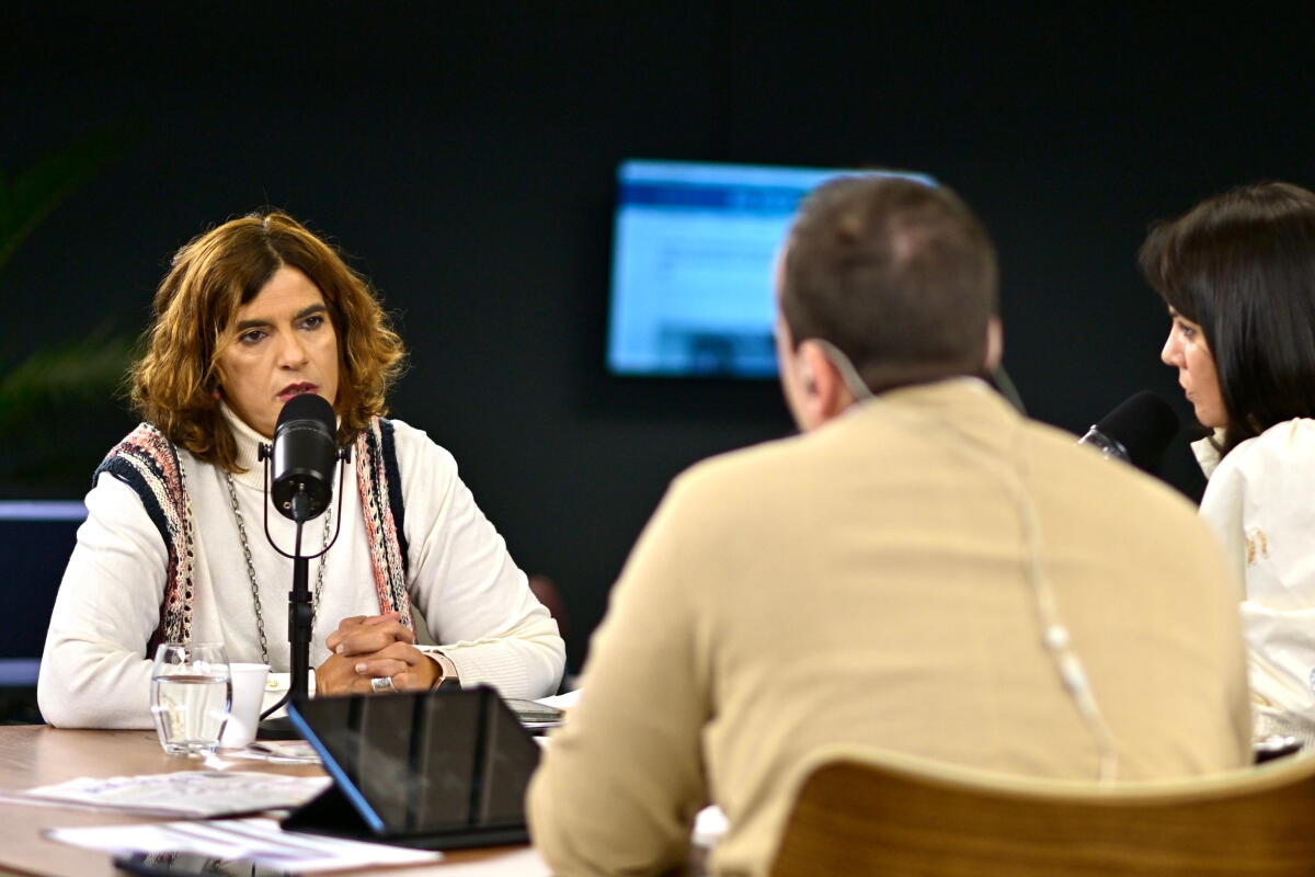 Mariana Pomiés en entrevista con En Clave País.