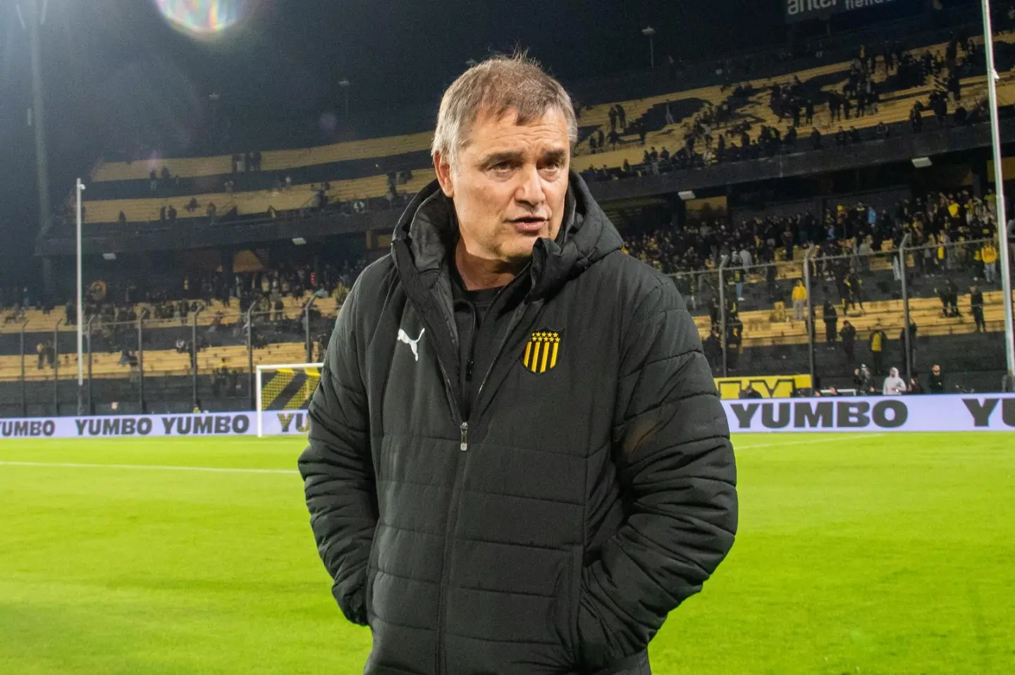 Diego Aguirre en la previa del partido entre Peñarol y Defensor Sporting.