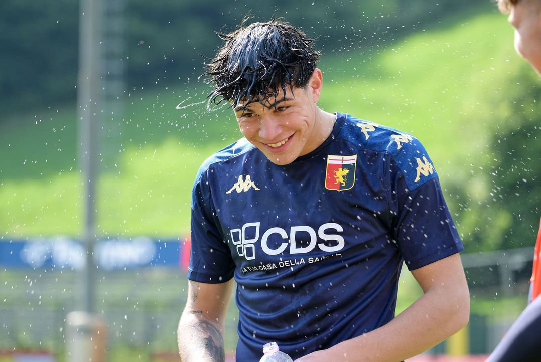Alan Matturro entrena en Genoa.