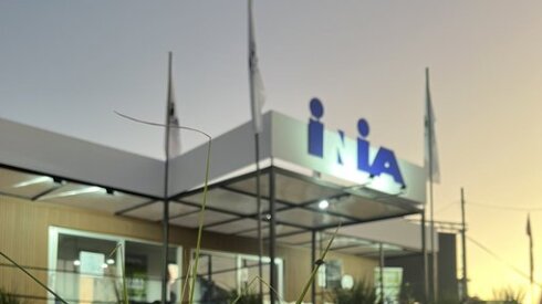 Inia