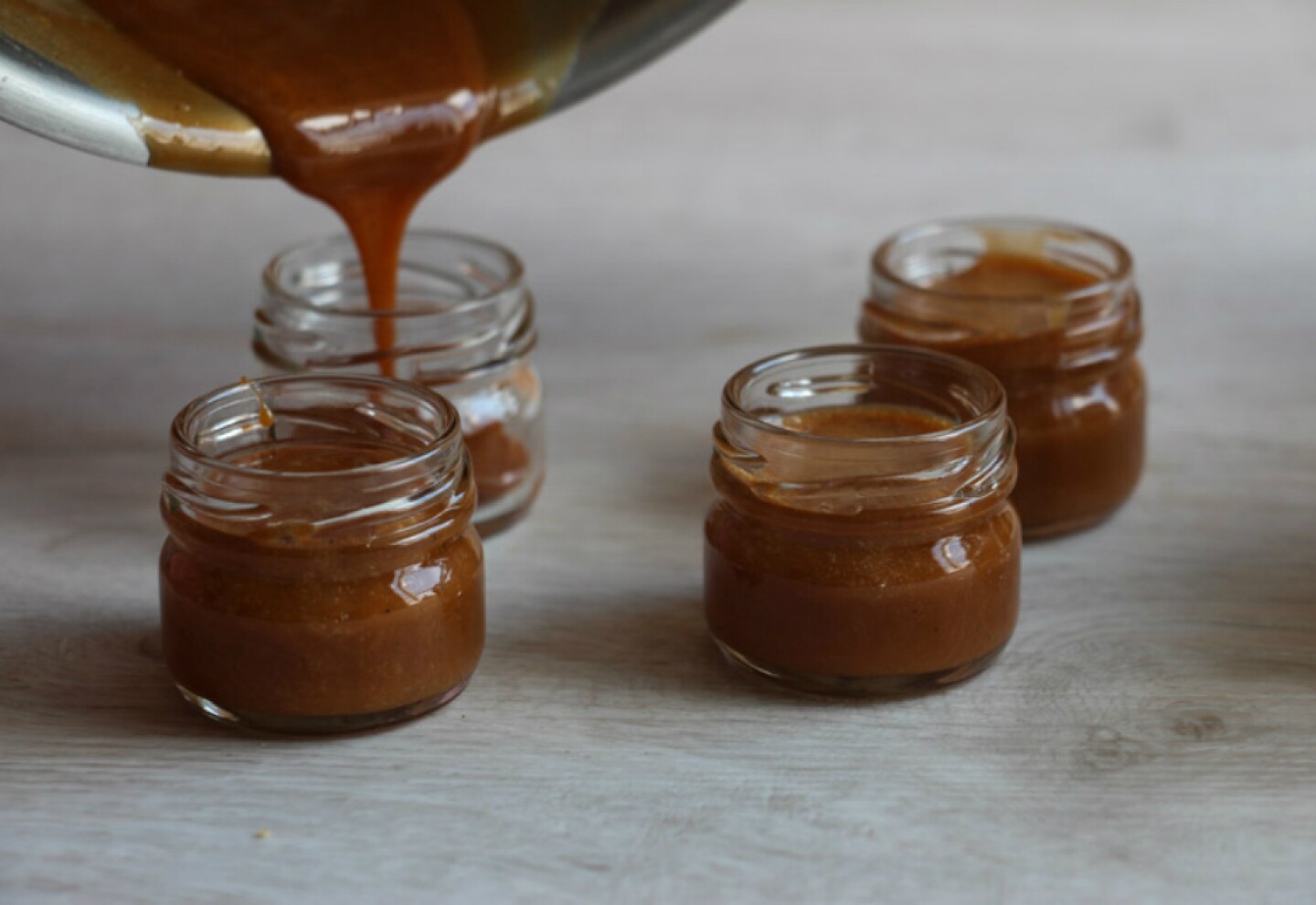 Tarros con dulce de leche.
