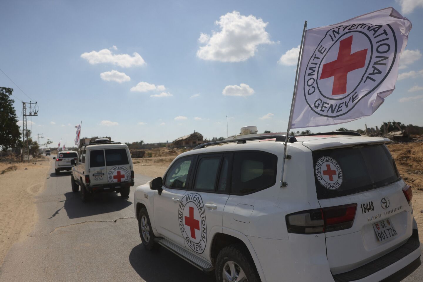 Vehículos del Comité Internacional de la Cruz Roja (CICR) en Gaza.