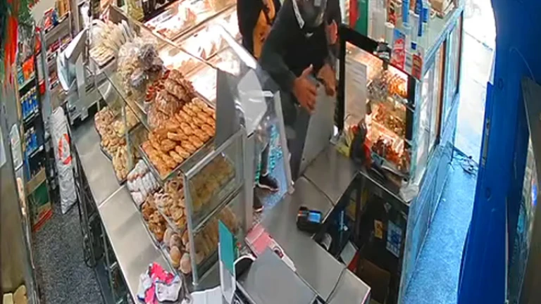 Video de rapiña a comercio en Carrasco Norte