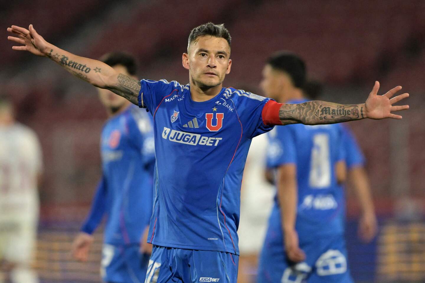 Charles Aránguiz tras su gol en la hora.