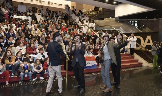En Primera Fila Escuelas Rurales al Auditorio
