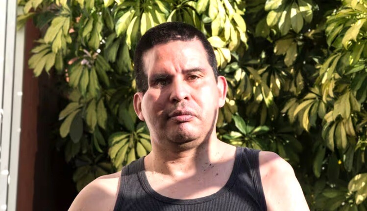 Fernando Cáceres, exfutbolista.