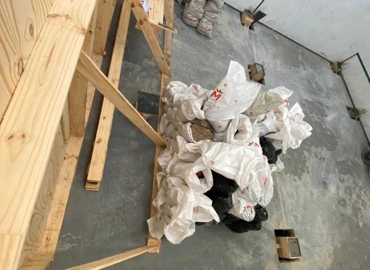Obra en el frontón
