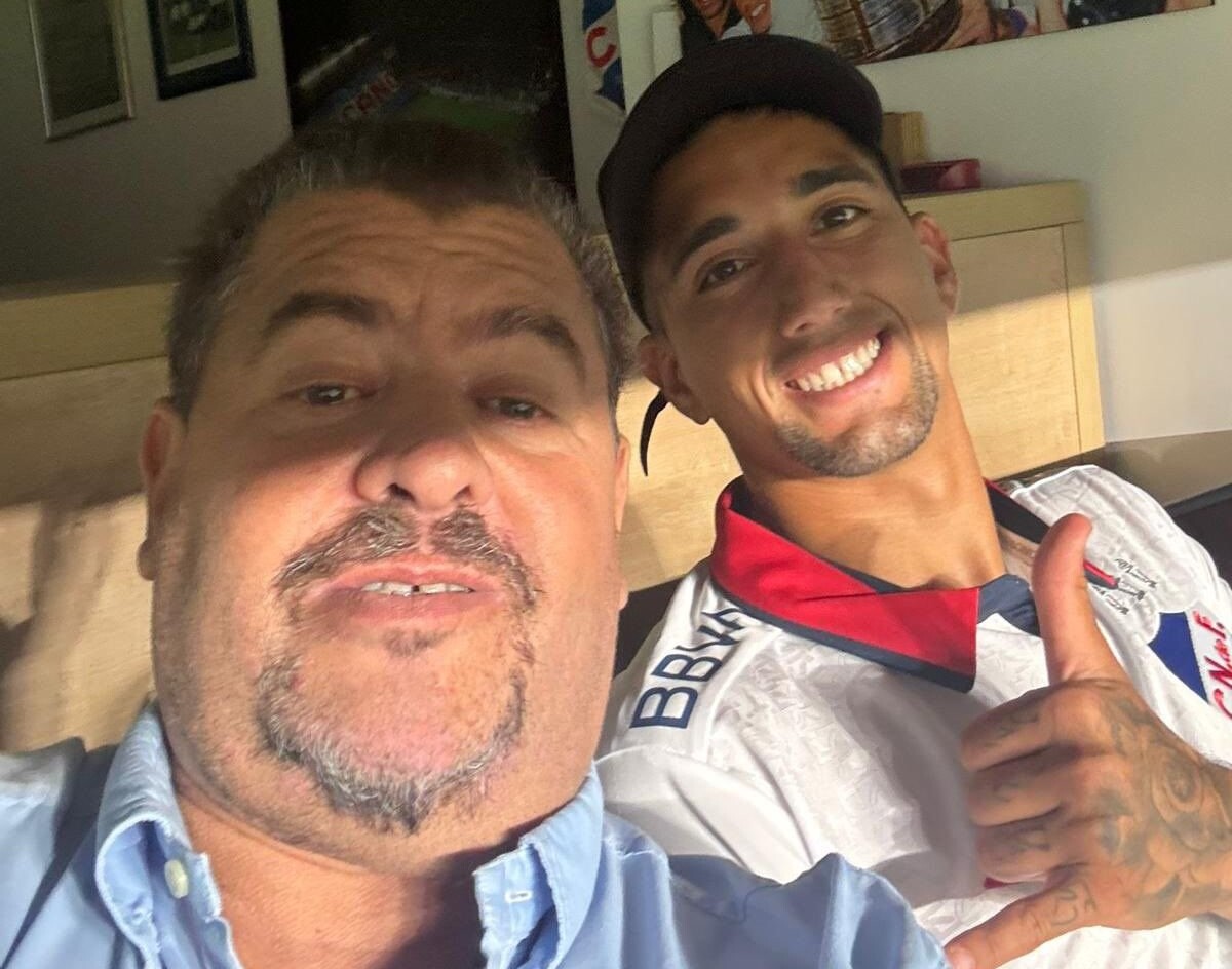 Flavio Perchman junto a Kike Olivera en un palco del Gran Parque Central