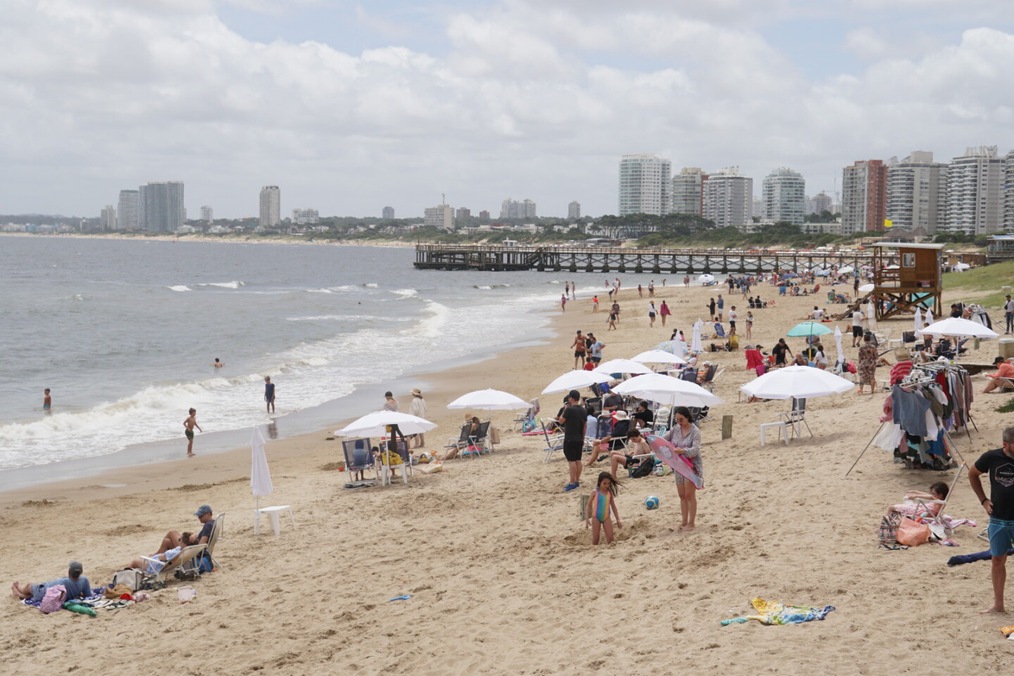 Playa en Punta del Este. Foto: Ricardo Figueredo