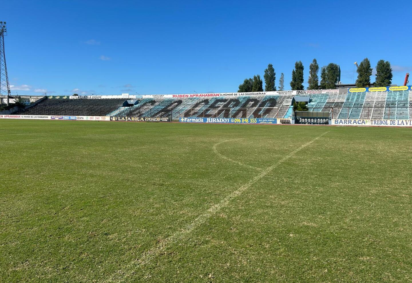 Estadio Monumental Luis Tróccoli, estadio de Cerro.