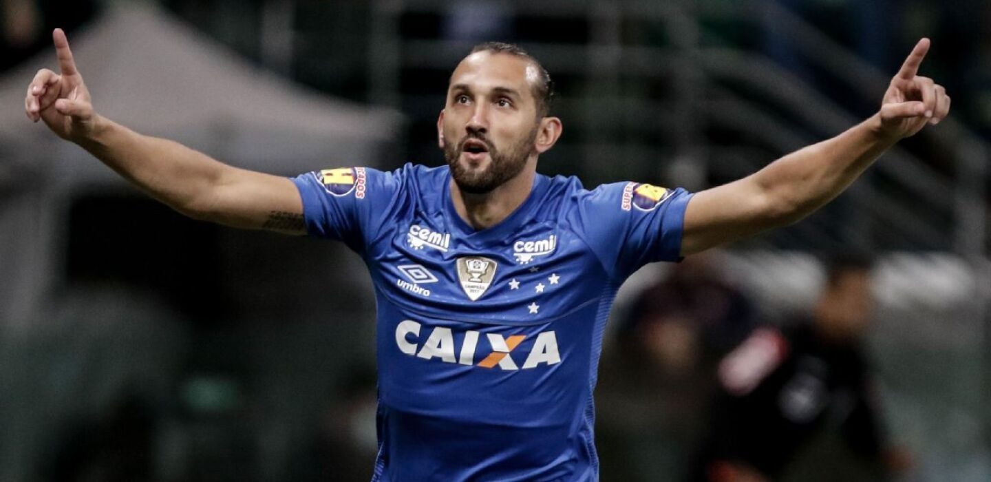 Hernán Barcos: otro "9" que está en carpeta