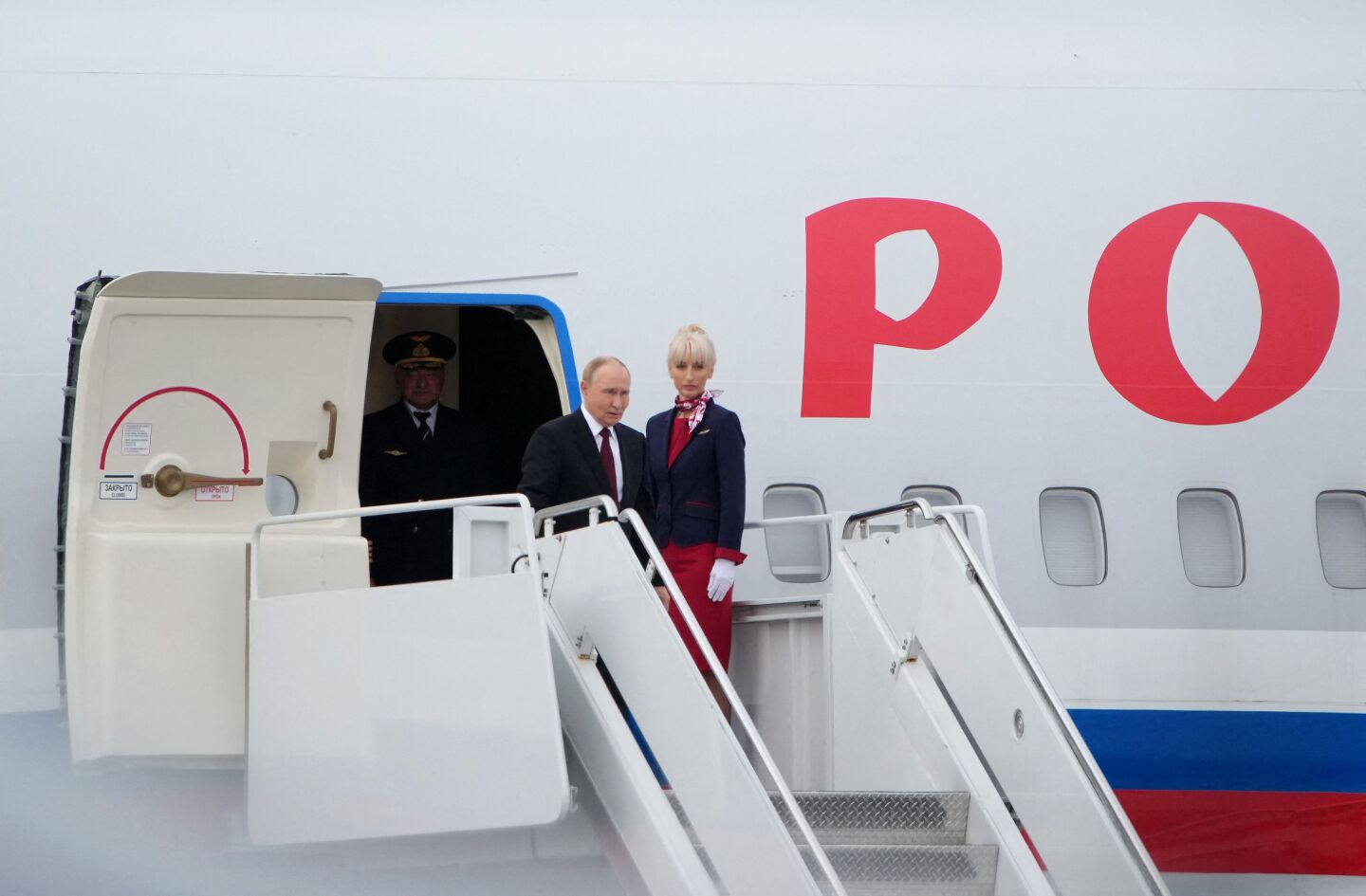 El presidente ruso, Vladimir Putin, llega a la Base Conjunta Elmendorf Richardson