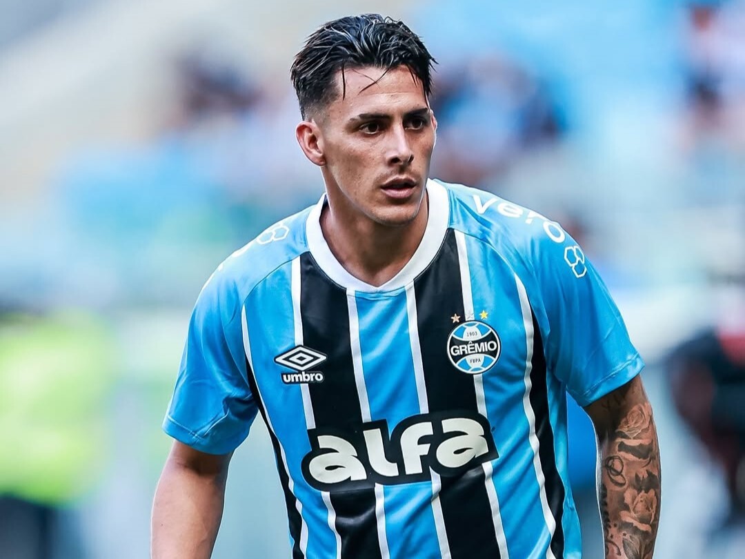 El argentino Cristian Pavón en Gremio de Porto Alegre