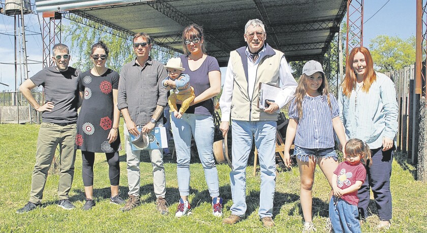 pages-y-familia.jpg
