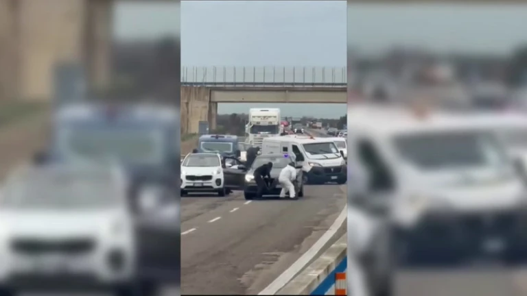 Asaltan un furgón blindado en el sur de Italia