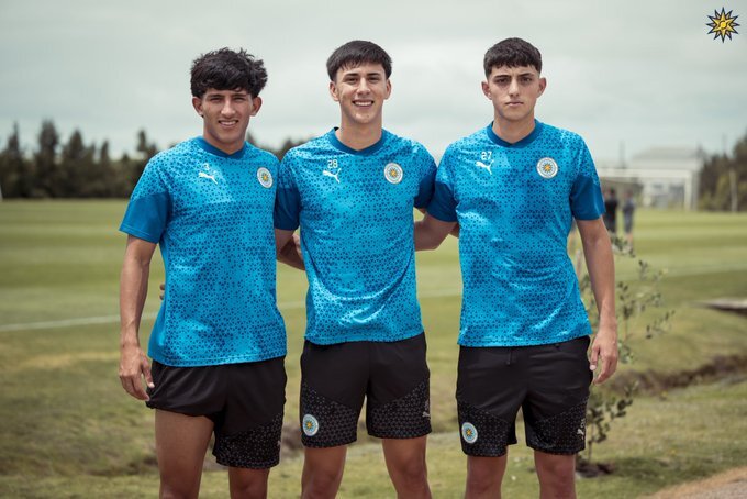 Los delanteros Fernando Formoso (2007) e Ignacio Molina (2007) y el zaguero Benjamín García (2007) son tres de los juveniles ascendidos que entrenan con el primer equipo.