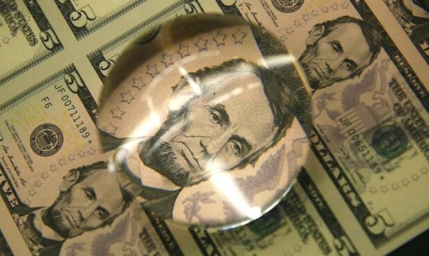 Dólar. Foto: Archivo El País