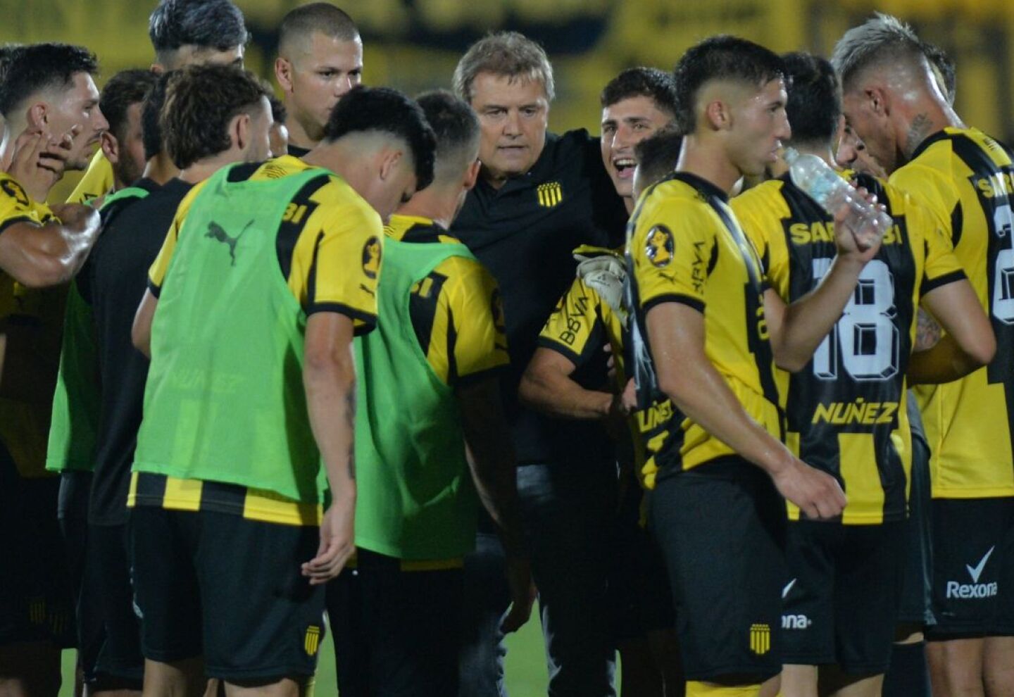 Plantel de Peñarol con Diego Aguirre