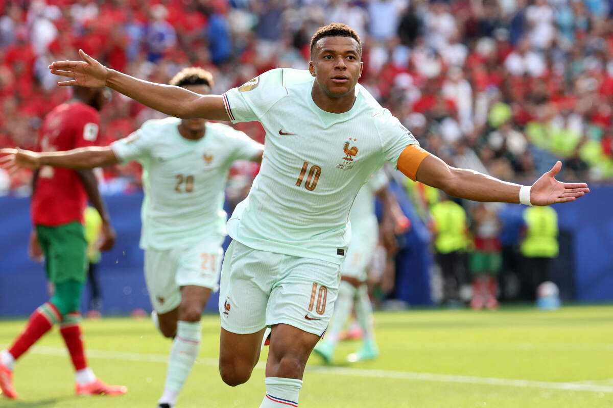 Kylian Mbappé festeja uno de los goles de Francia ante Marruecos en el Mundial 2026.