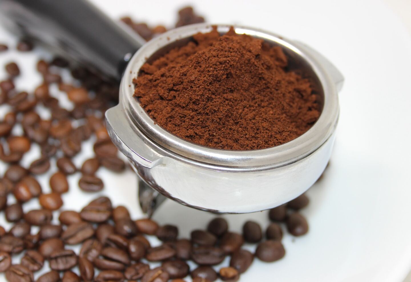 Café molido y en grano.