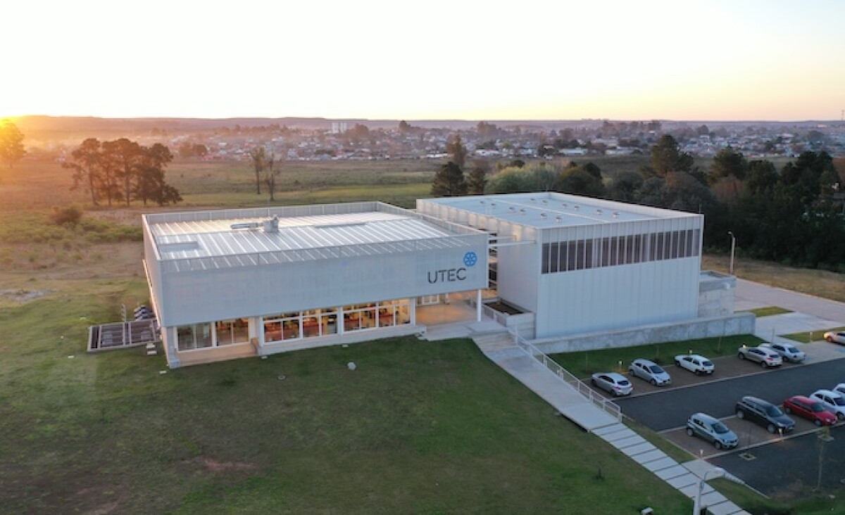 Instituto Tecnológico Regional Norte de la Universidad Tecnológica del Uruguay (UTEC).