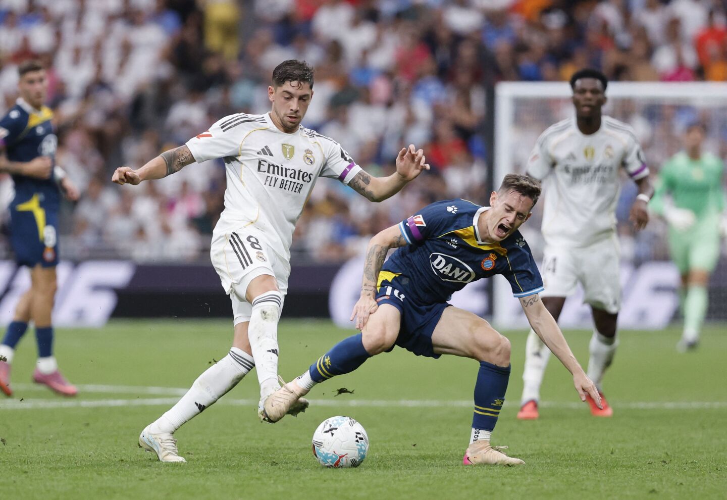Federico Valverde en Real Madrid vs. Espanyol por LaLiga de España.