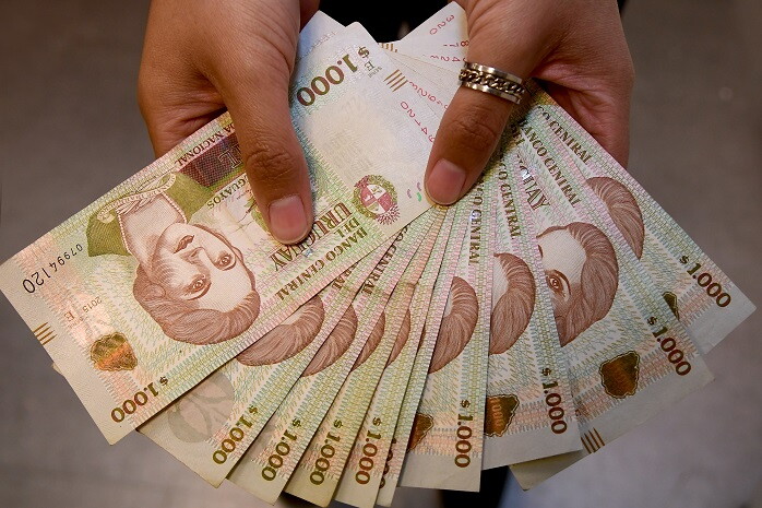 pesos uruguayos