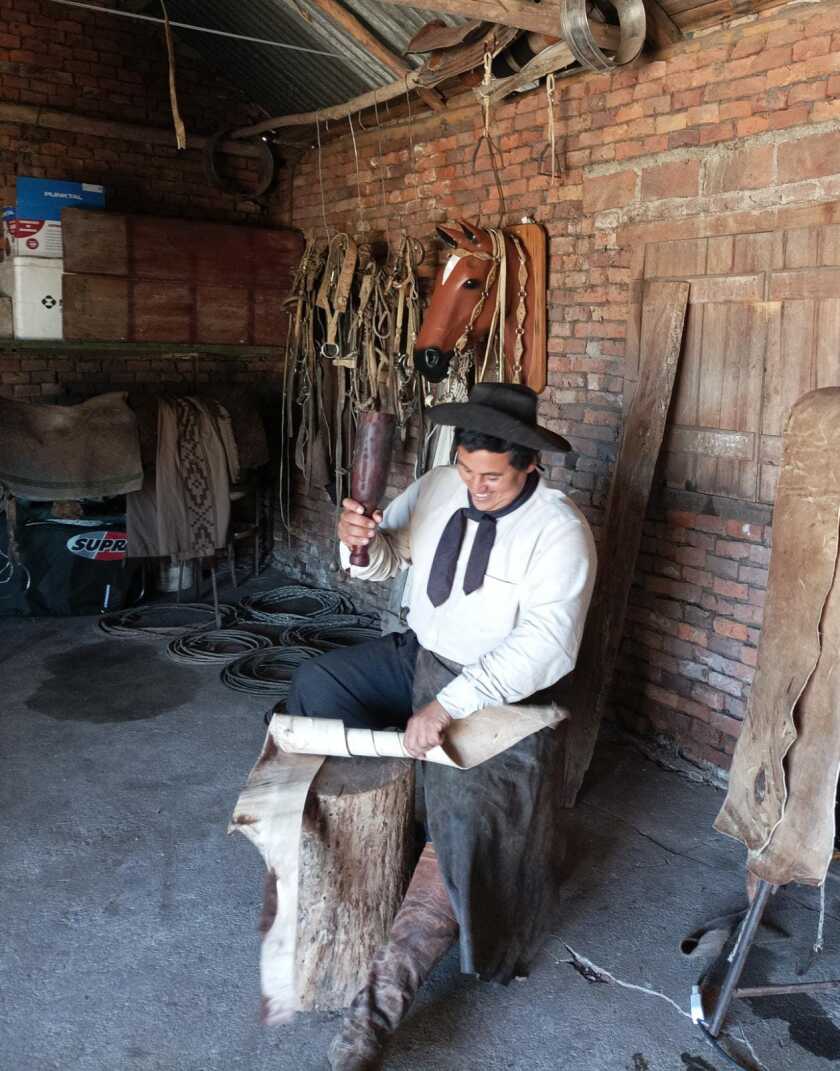 Hugo Larrama tiene 29 años y es nacido en Colonia Miguelete.