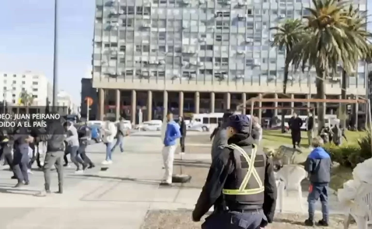 Incidentes entre la Policìa y el  Suntma en Torre ejecutiva 