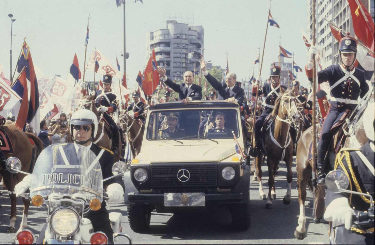 Julio María Sanguinetti y Enrique Tarigo el 1º de marzo de 1985.