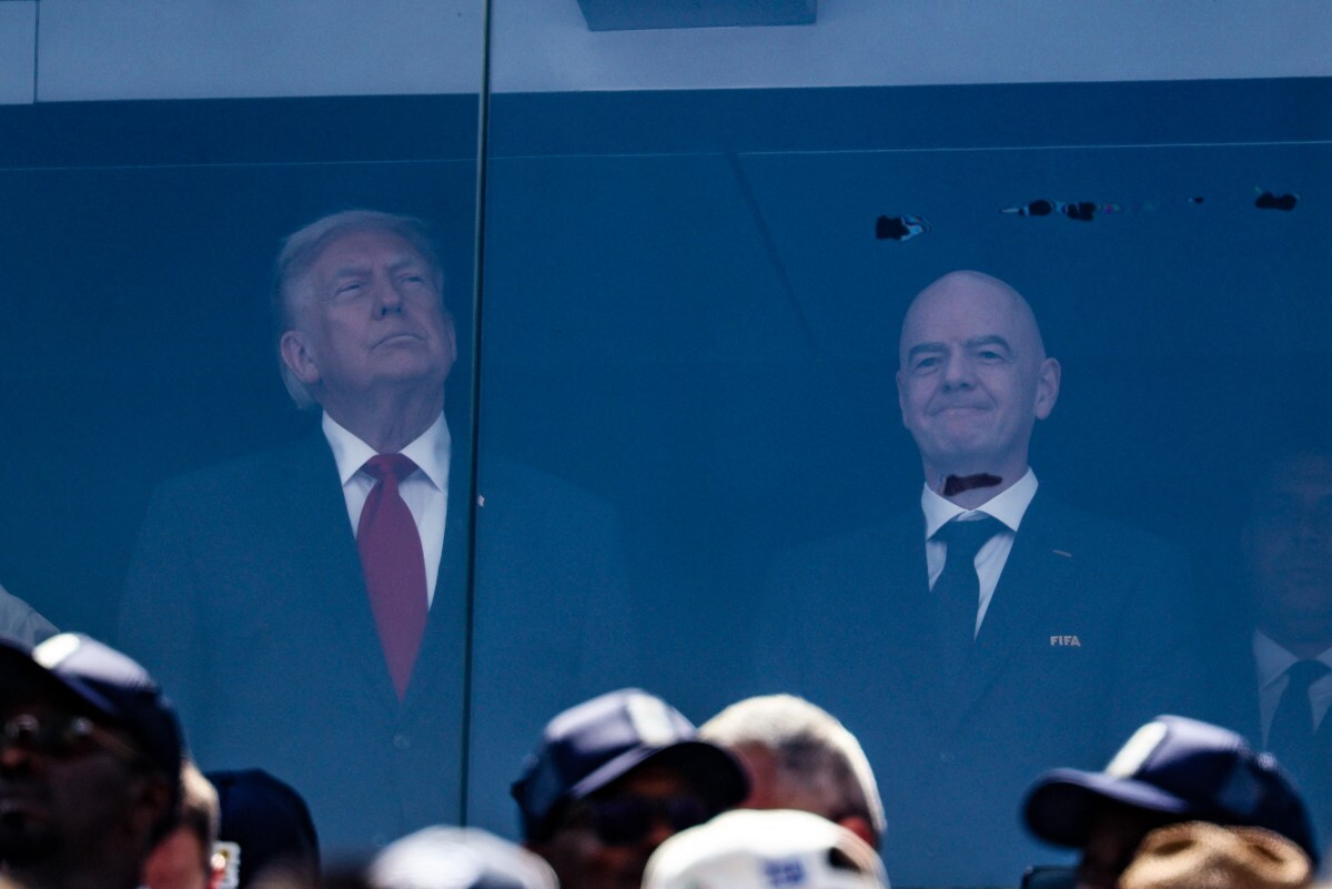 El presidente de Estados Unidos, Donald Trump, y el presidente de la FIFA, Gianni Infantino, en la final del Mundial 2026.