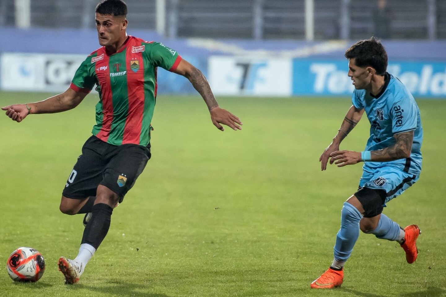 Rampla Juniors ante Oriental de La Paz.