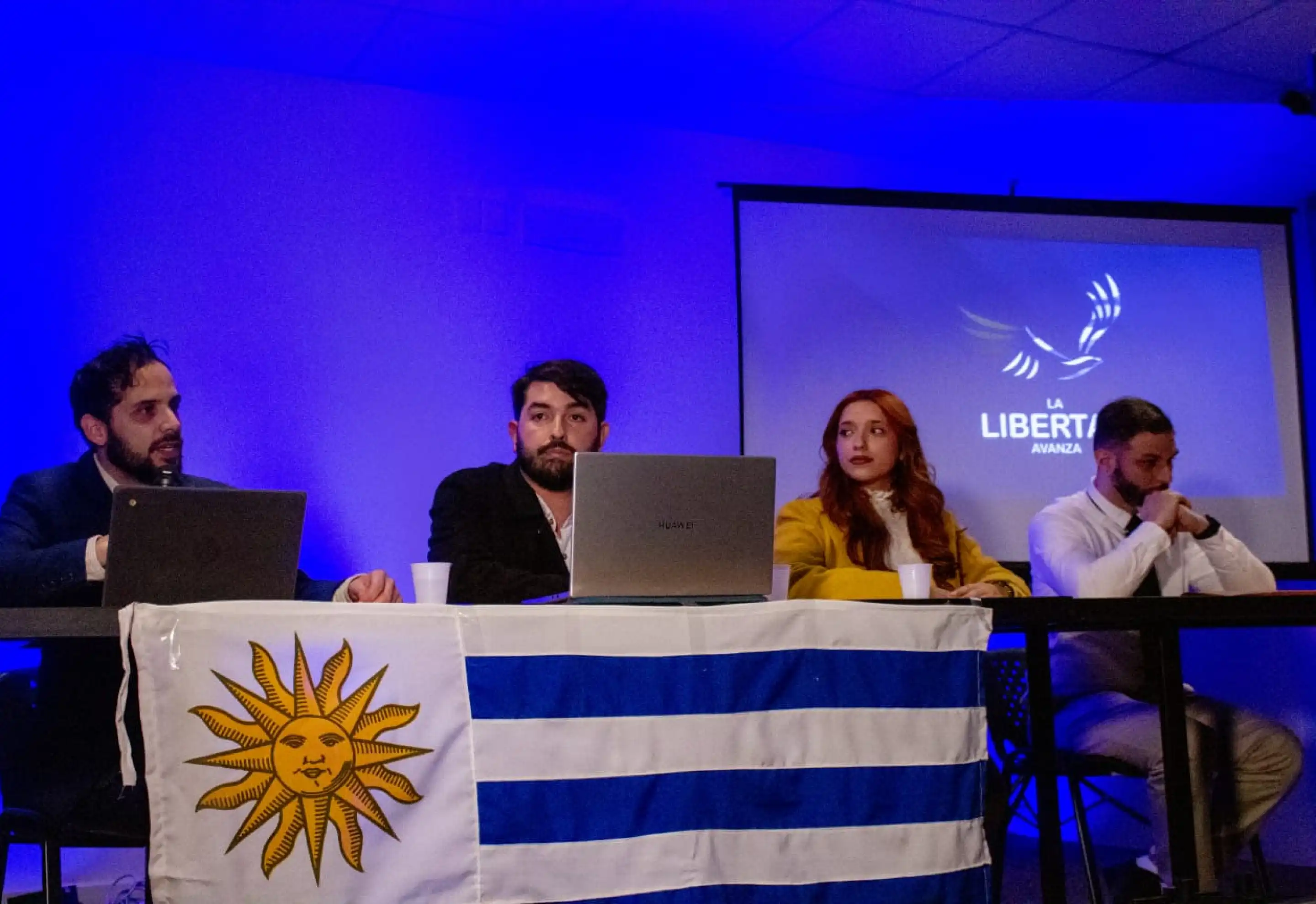 Operetas, traiciones y el ocaso de los mediocres: La verdad sobre la interna liberal en Uruguay