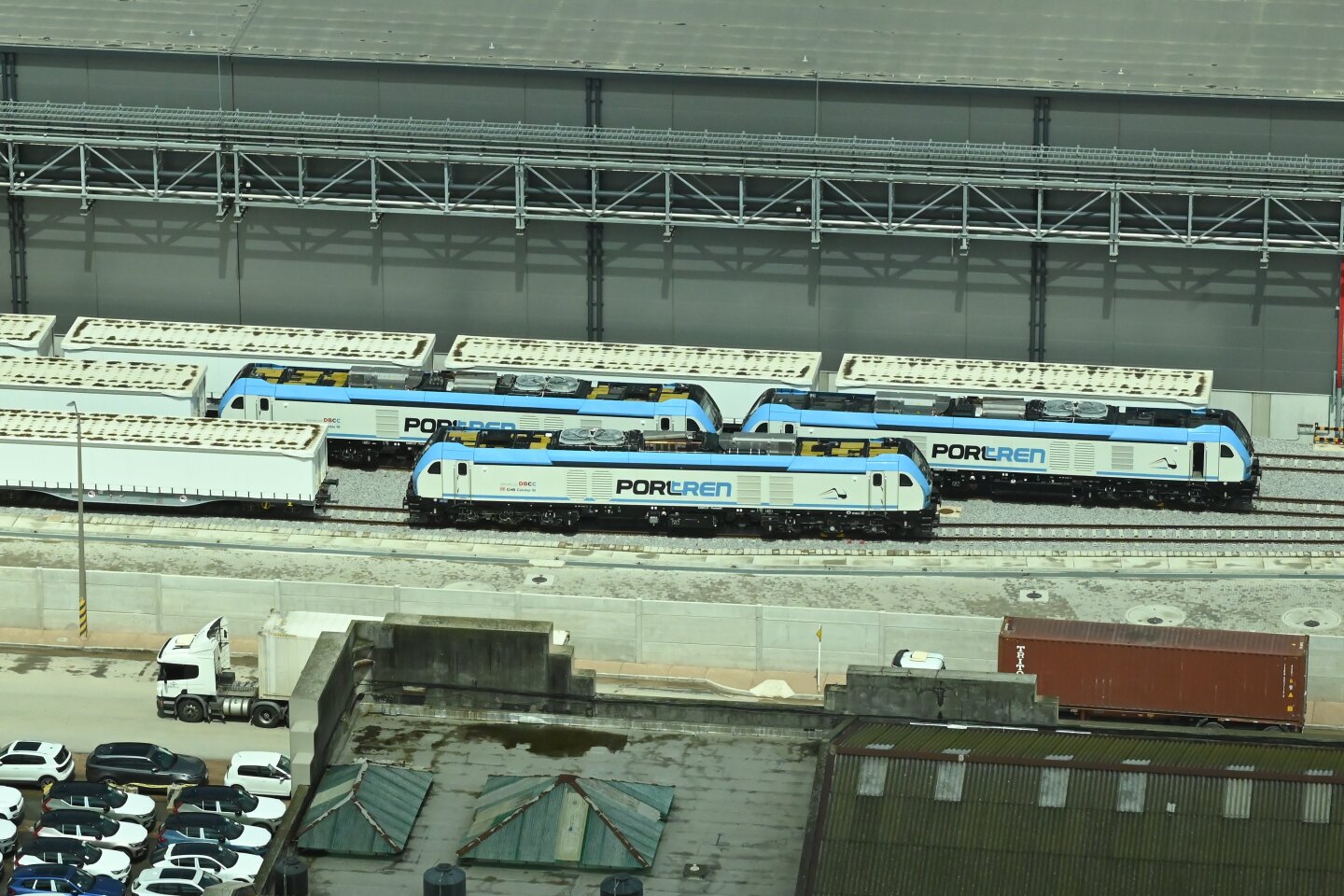 Trenes del Ferrocarril Central que conectan Montevideo con la Planta UPM