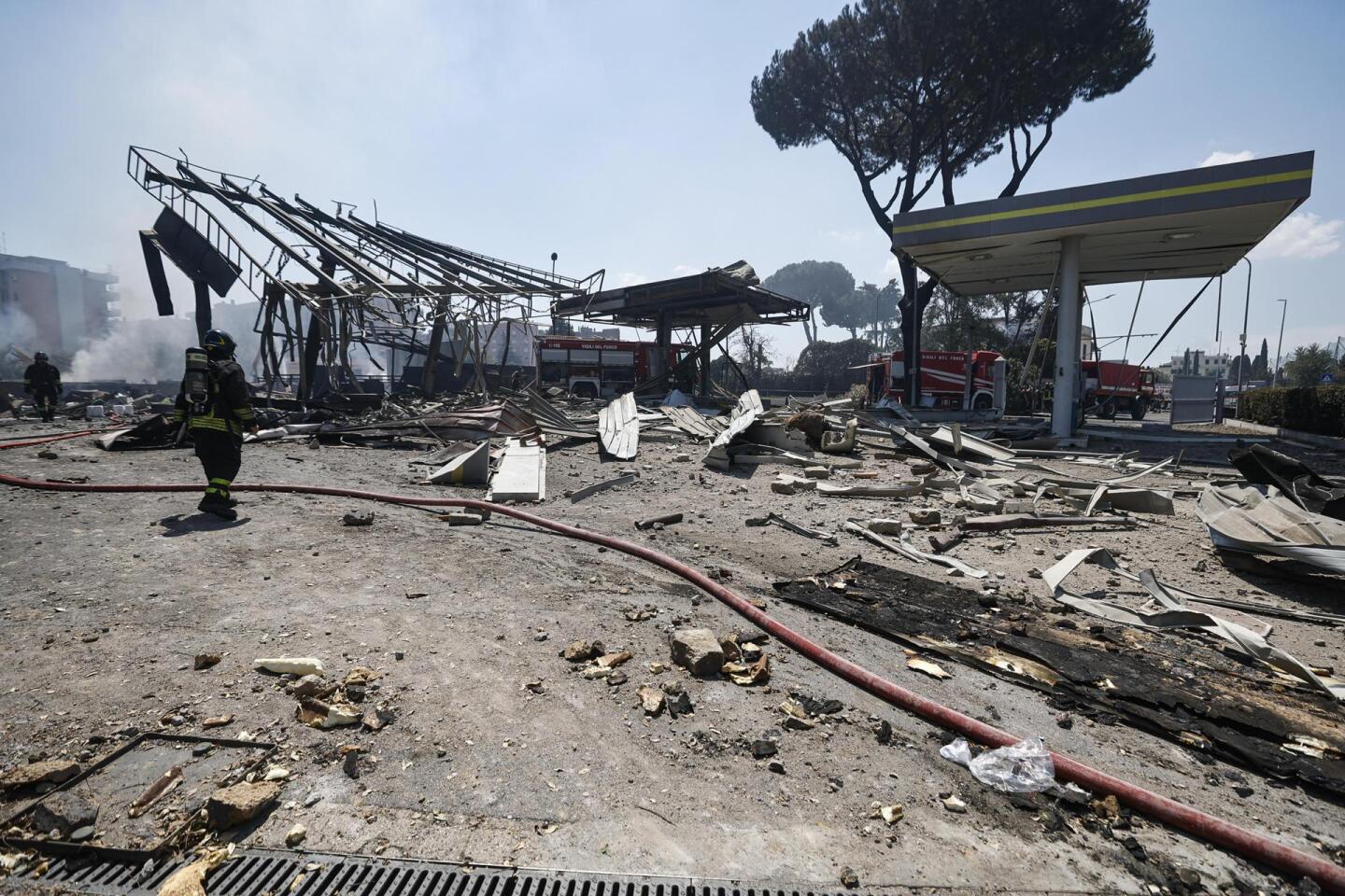Explosión en una estación de servicio en Roma.