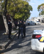 Operativo policial por tiroteo en Villa Española