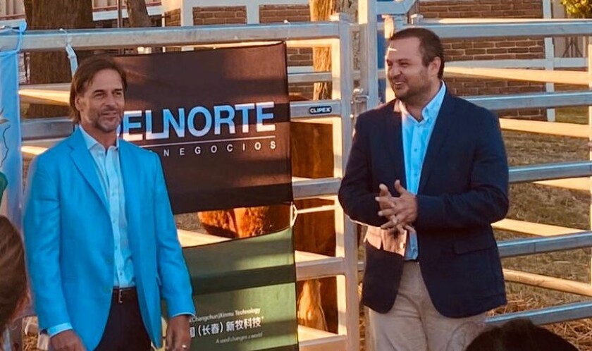 Juan Pablo Helguera con Lacalle Pou.jpg
