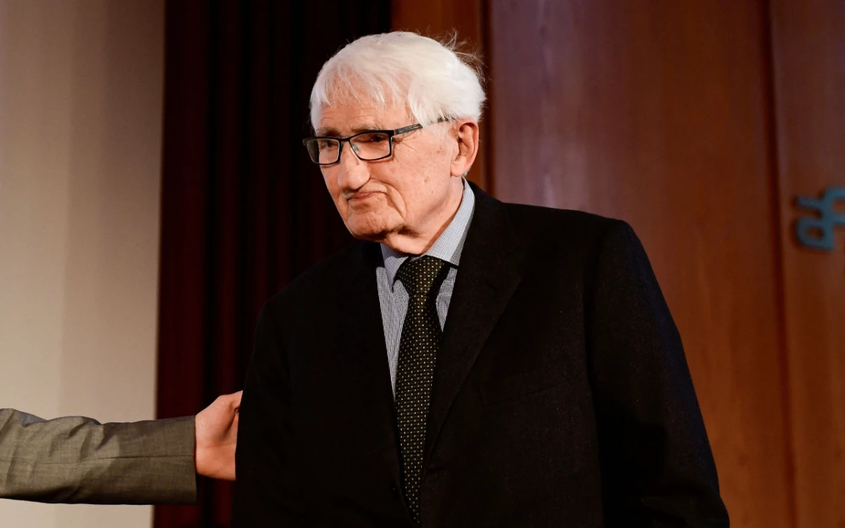 Murió el filósofo Jürgen Habermas a los 96 años: adiós al último gran gigante de la Escuela de Frankfurt