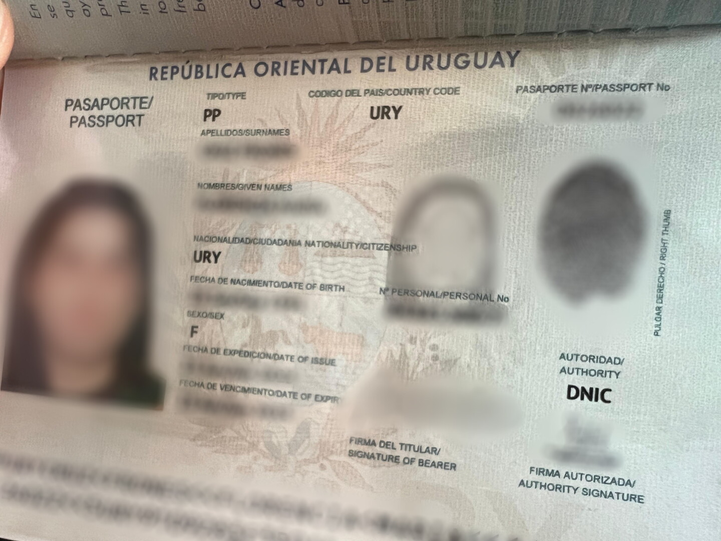 Nuevos pasaportes uruguayos.