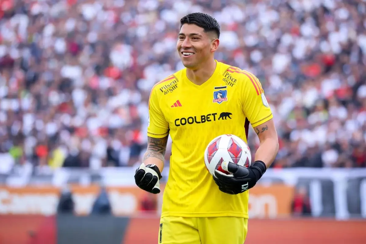 Brayan Cortés, golero que Peñarol negocia con Colo Colo.