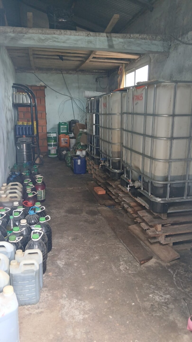 Combustibles incautados en Melo.
