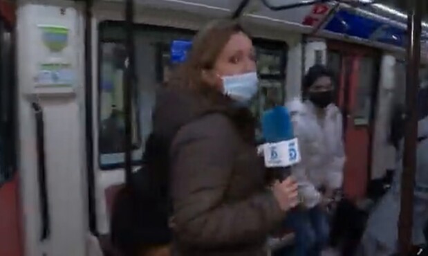 Camarógrafo quedó encerrado en un vagón de tren