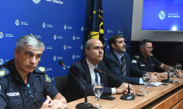 Conferencia de prensa por el asesinato de Alexis Meireles. Foto: Francisco Flores/El País