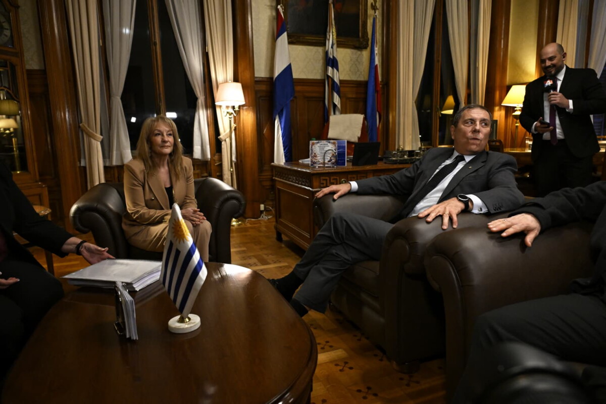 El Ministerio de Economía y Finanzas entregó la Rendición de Cuentas.