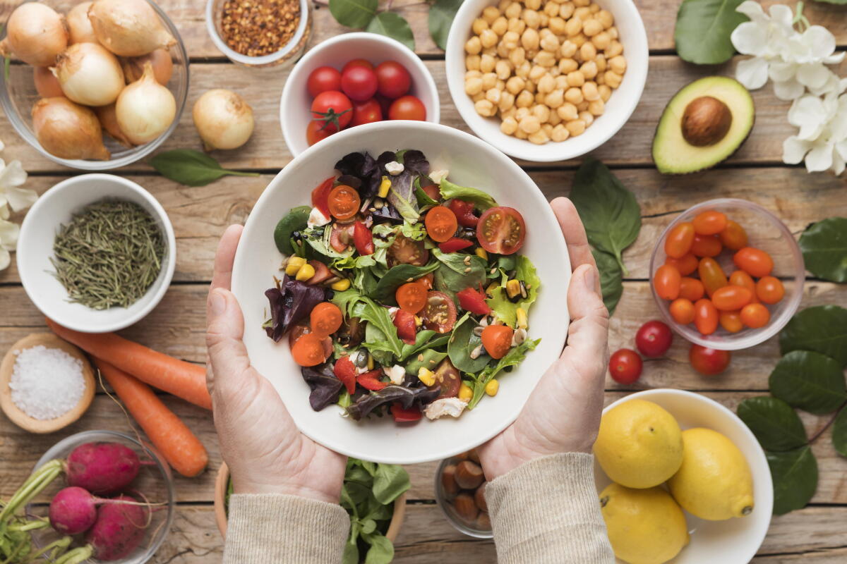 Ejemplos de alimentos saludables.