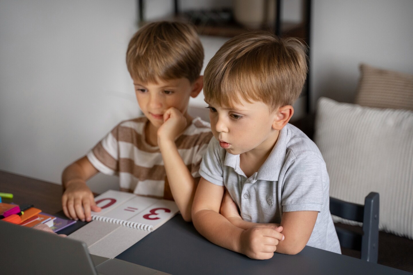 Niños en clase.jpg