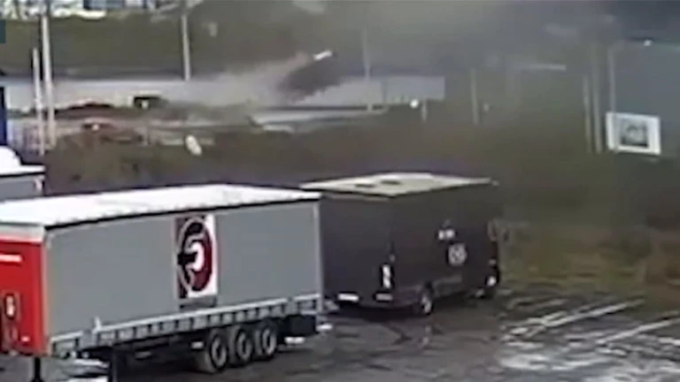 Exjugador de la Lazio salió volando con su auto a más de 200 k/h